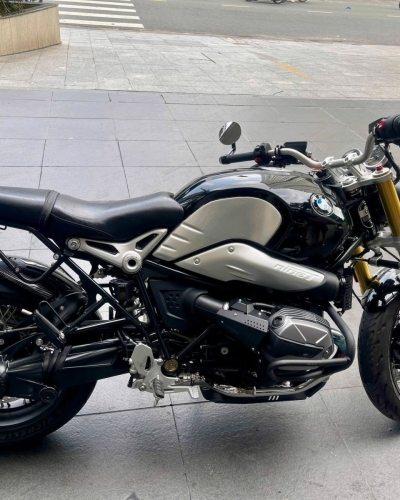 [T6/2025] BMW R9T 2023 ga điện đklđ T7/2025 odo siêu lướt 1k km