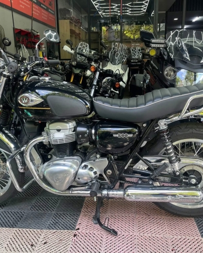 [T7/2026] Kawasaki W800 2025 lướt 2k km siêu keng