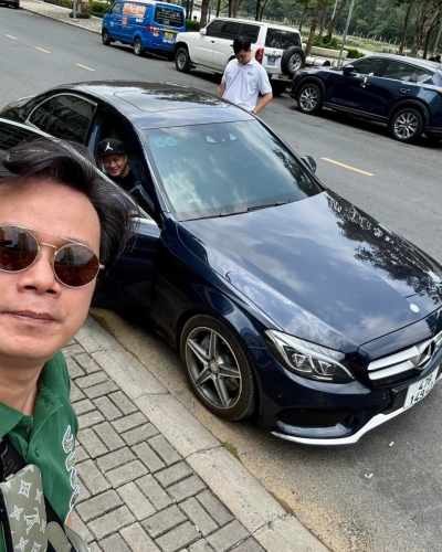 [T3/2025] Mercedes C300 AMG xanh Cavansite