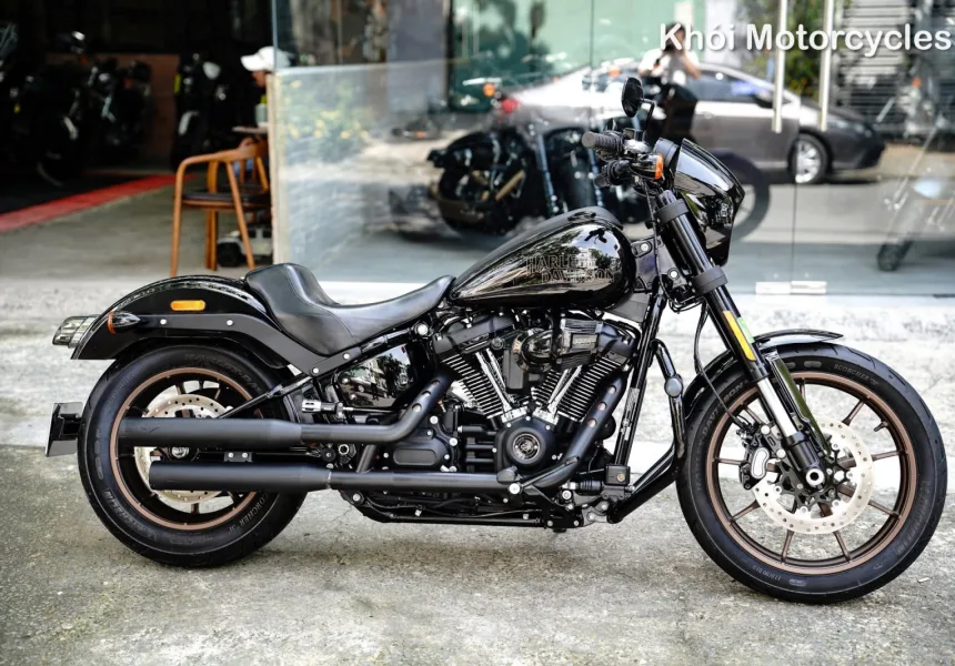 Harley Davidson Softail Low Rider S 117ci Vivid Black Odo 4k km