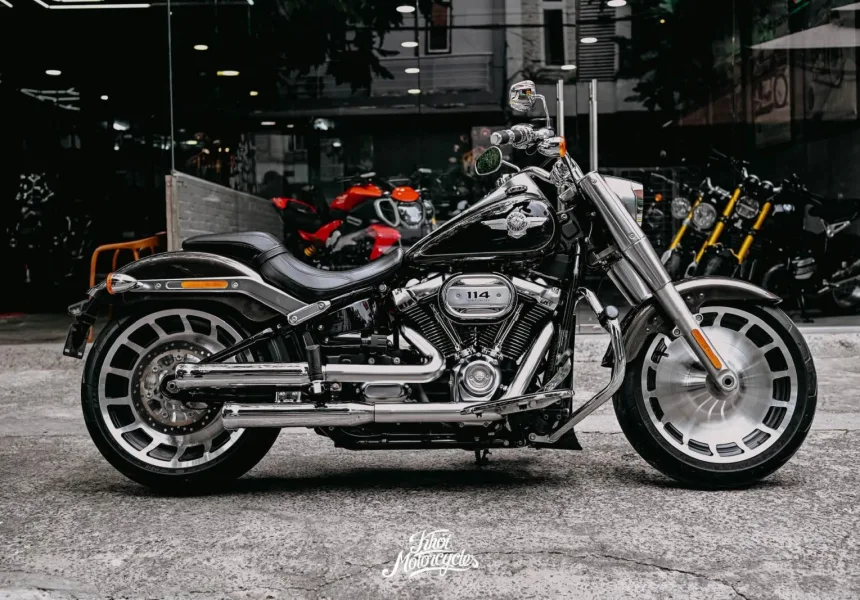 Harley Davidson Softail Fat Boy 2020 River Rock Grey two-tone odo 6k miles
