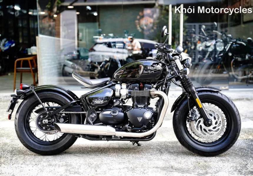 Triumph Bobber 1200cc 2023 phom mới bình xăng lớn