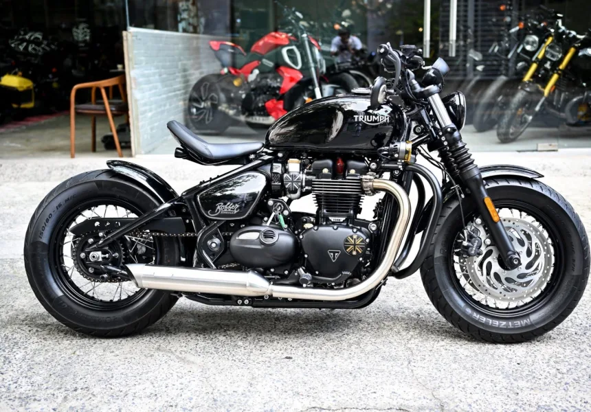 Triumph Bobber 1200 2025 odo lướt 1900km siêu keng