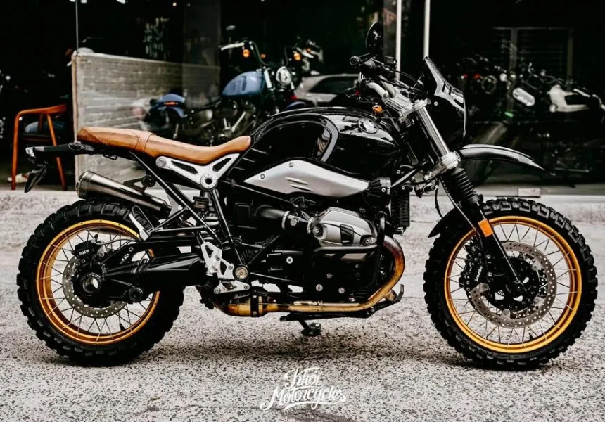 BMW R9T Scrambler 2020 bản bánh căm GS