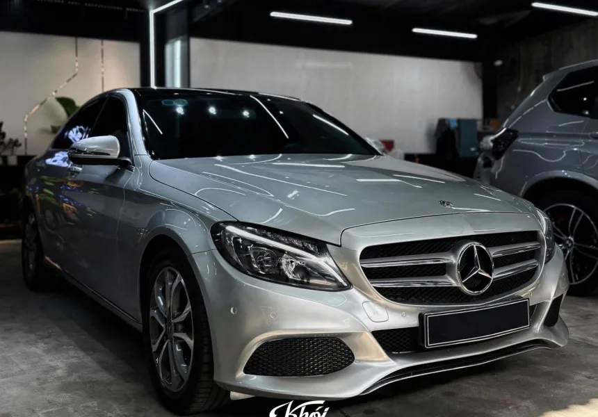 Mercedes C200 2018 Odo 3v9 miles
