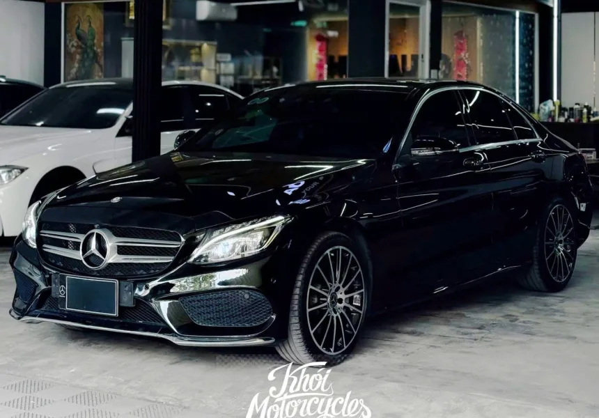 Mercedes C300 AMG sx 2017 model 2018 Odo 5v7km