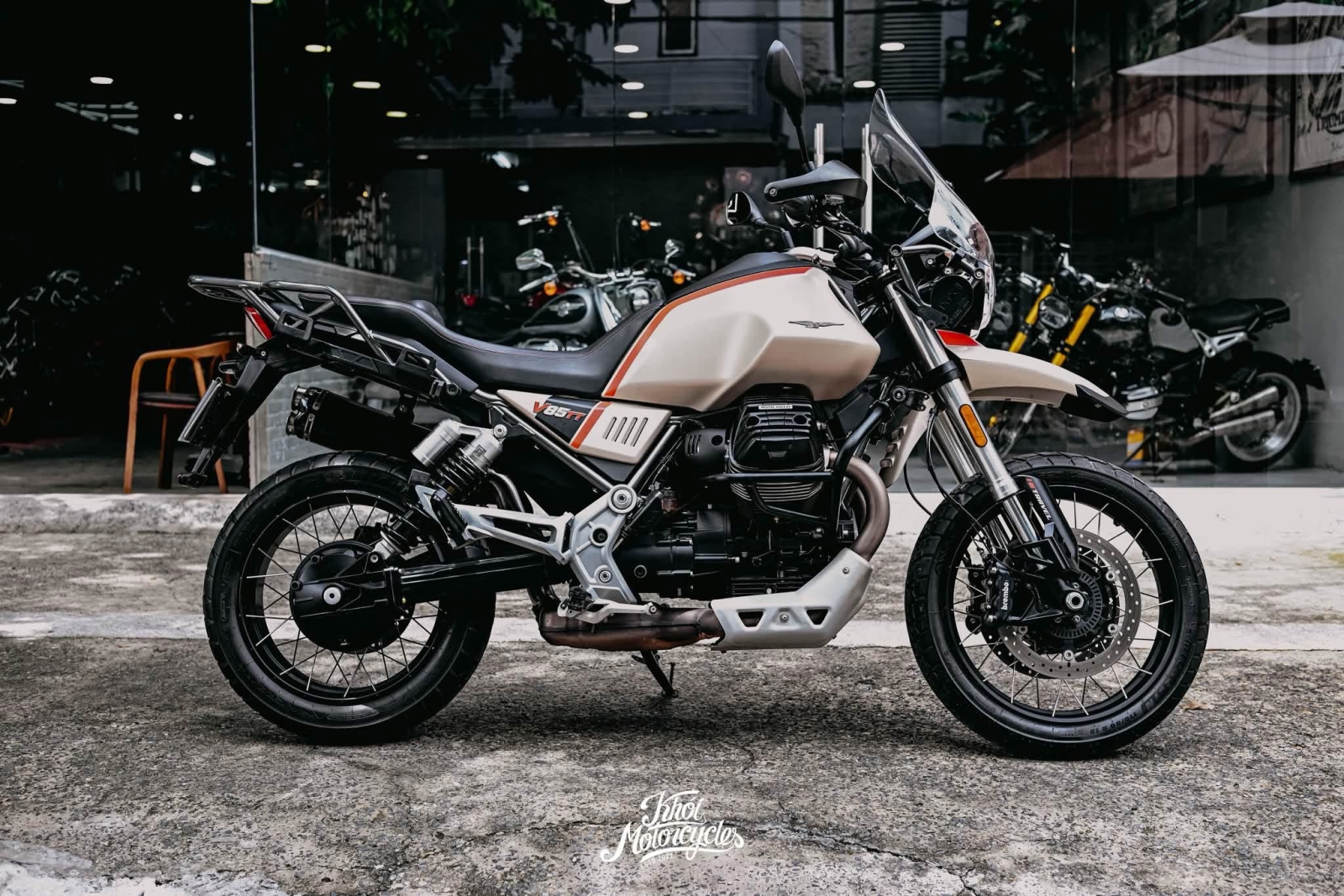 Moto Guzzi V85tt Travel phiên bản kỷ niệm 100 năm 2022 odo 4k km