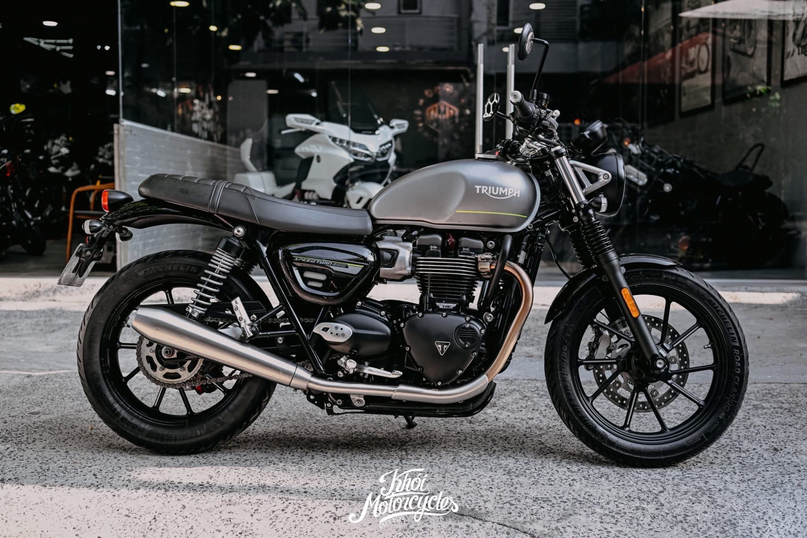 Triumph Speed Twin 900cc 2023 odo 14k km