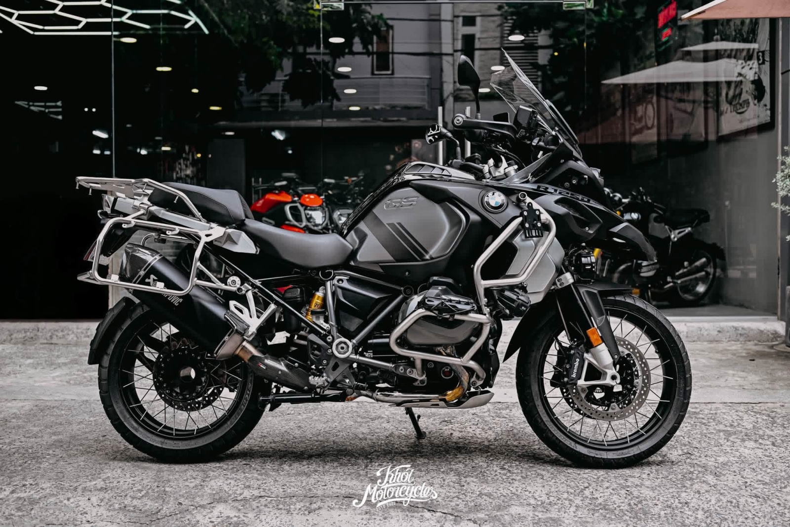 BMW R1250 GSA Triple Black 2023 đklđ T8/2025 odo 11k km